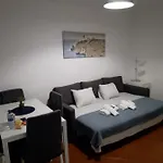 Apartament Oriente Dna Ii *
